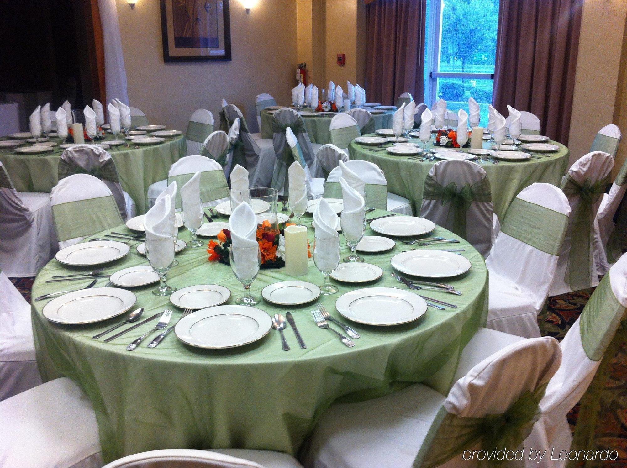 Holiday Inn Express La Plata By Ihg Exterior foto
